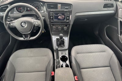 2019 Volkswagen Golf S