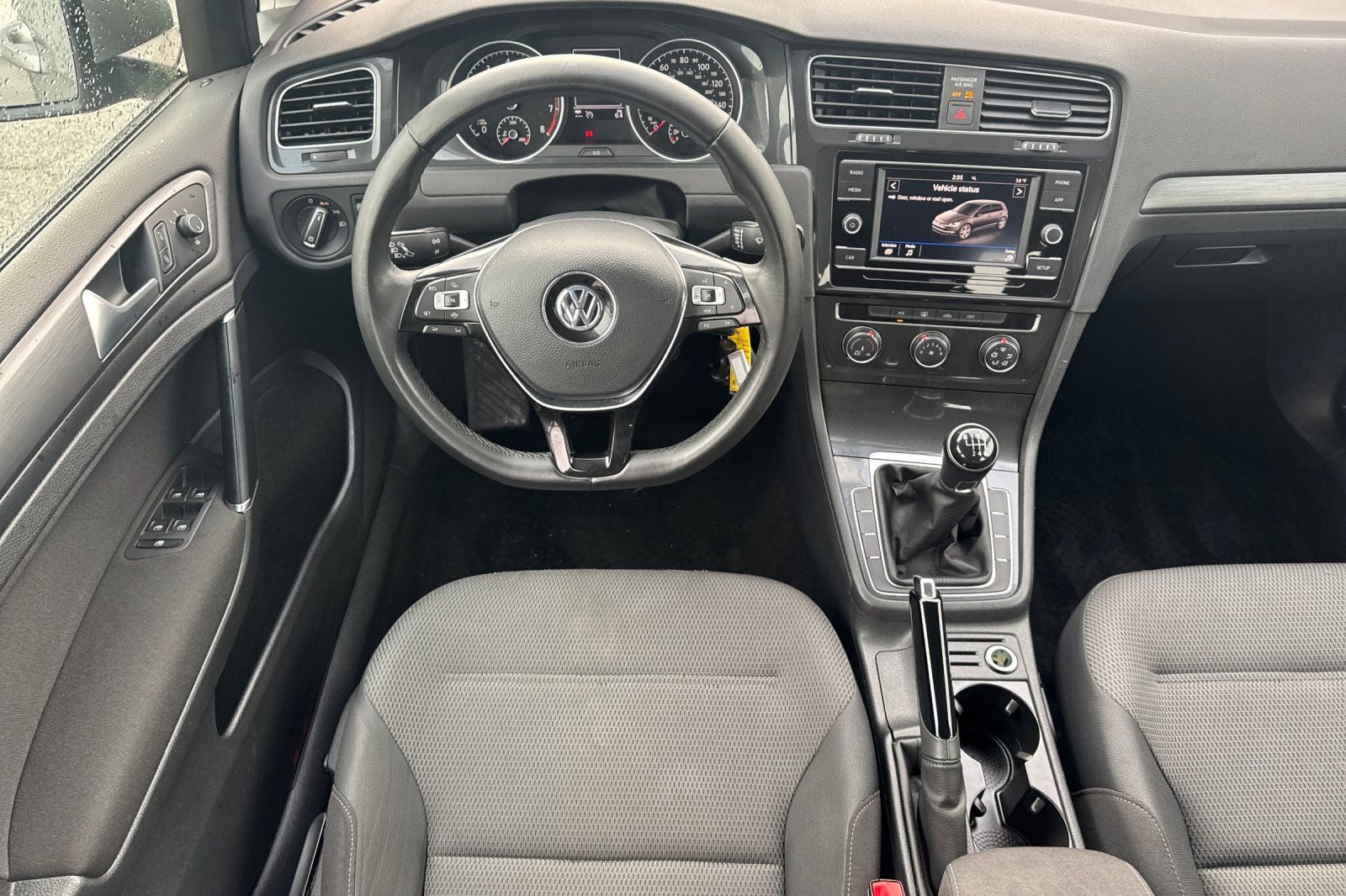 2019 Volkswagen Golf S