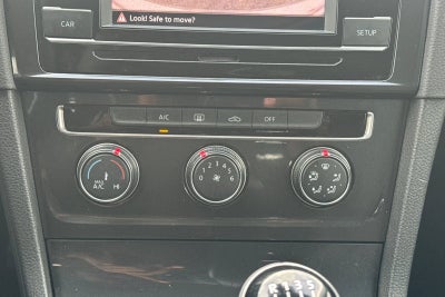 2019 Volkswagen Golf S