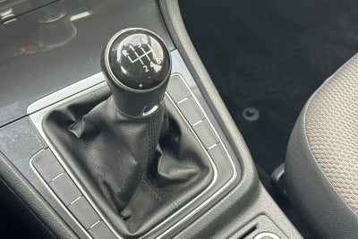 2019 Volkswagen Golf S