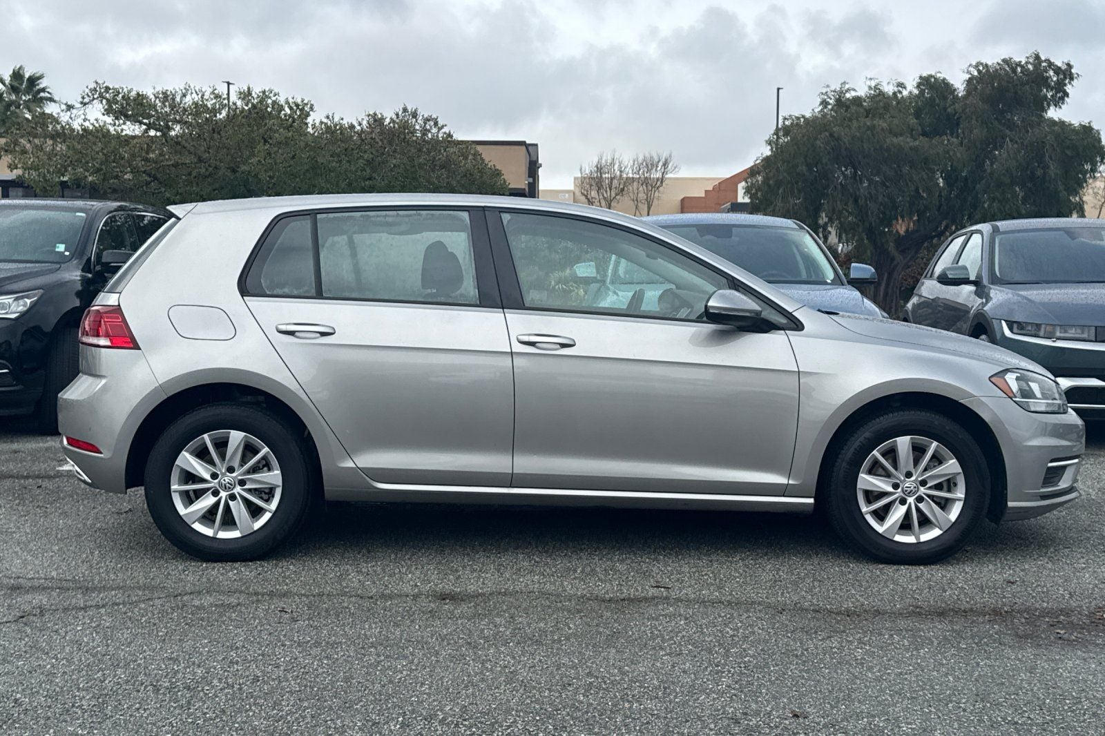 2019 Volkswagen Golf S