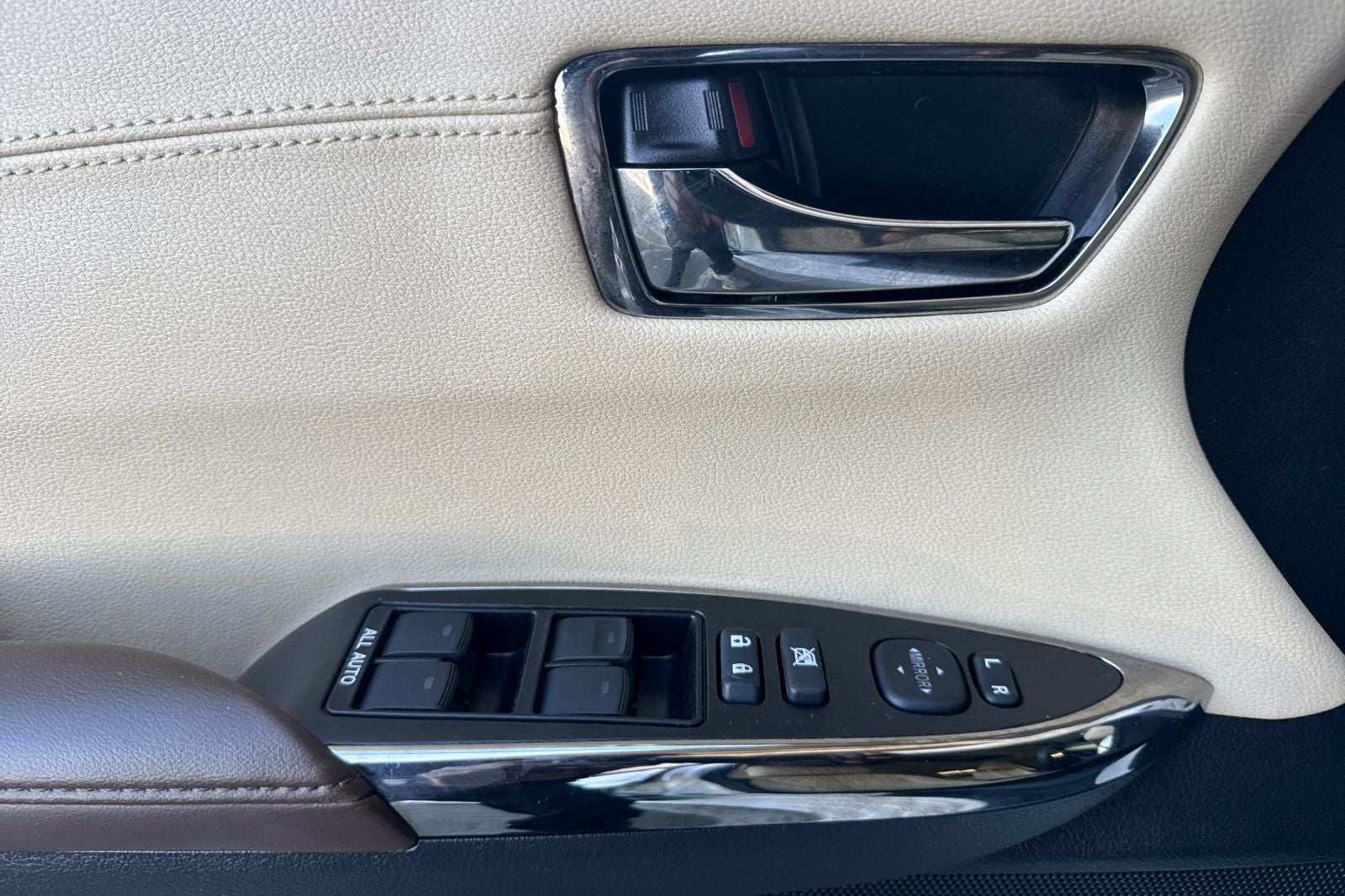 2016 Toyota Avalon XLE Plus