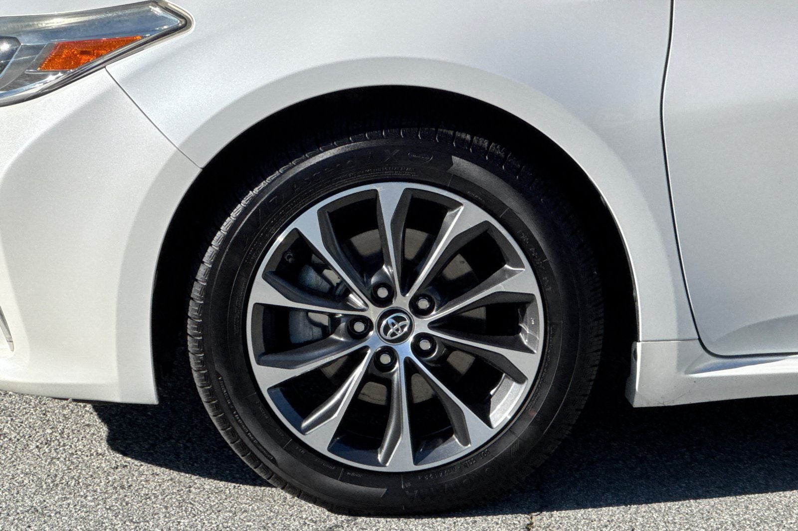 2016 Toyota Avalon XLE Plus