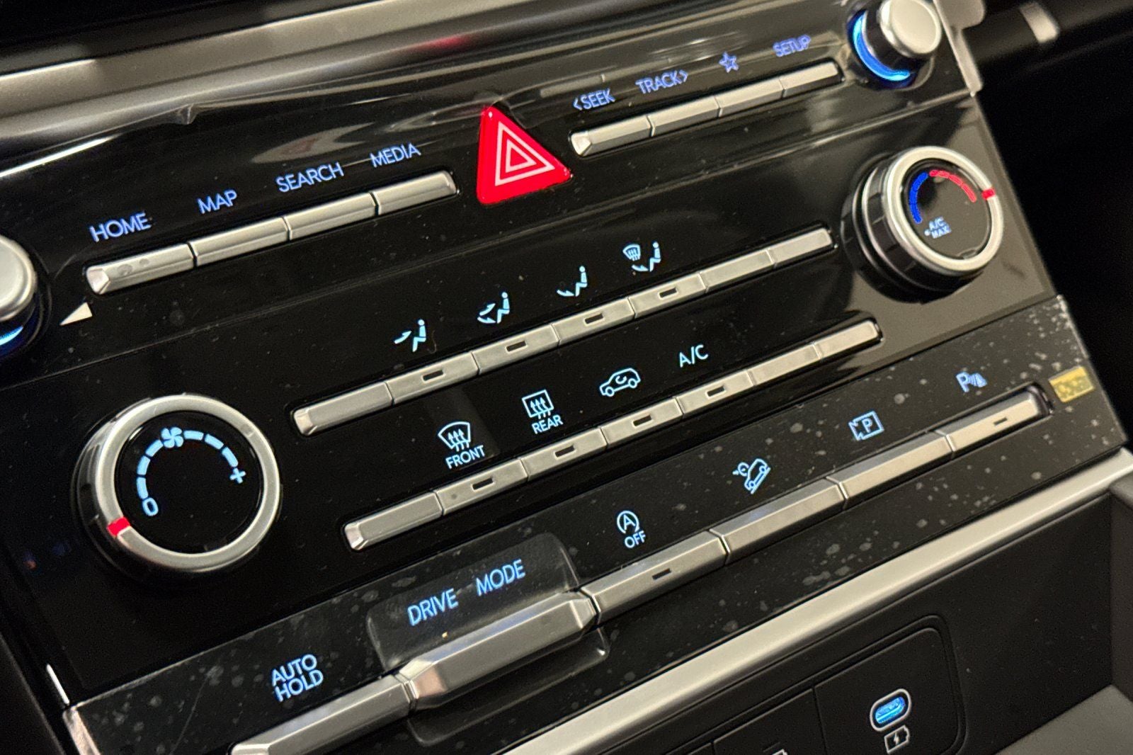 2026 Hyundai SANTA FE SE