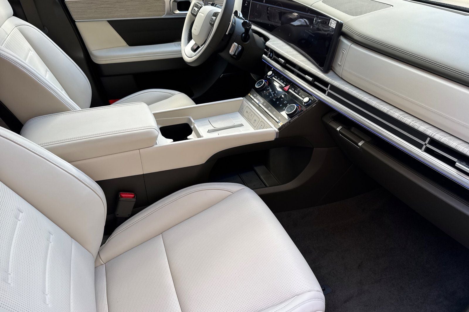 2025 Hyundai SANTA FE HYBRID Calligraphy