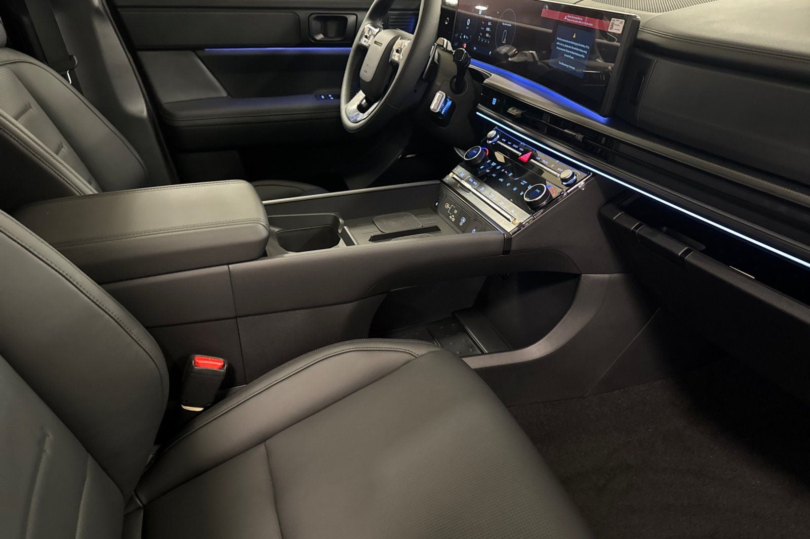 2025 Hyundai SANTA FE HYBRID Calligraphy