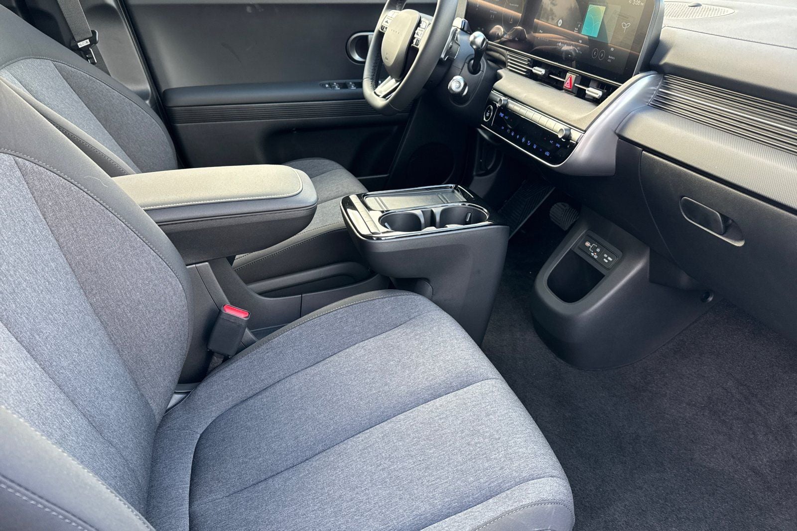 2026 Hyundai IONIQ 5 SE