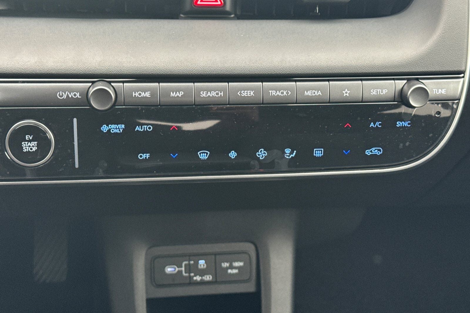 2026 Hyundai IONIQ 5 SE