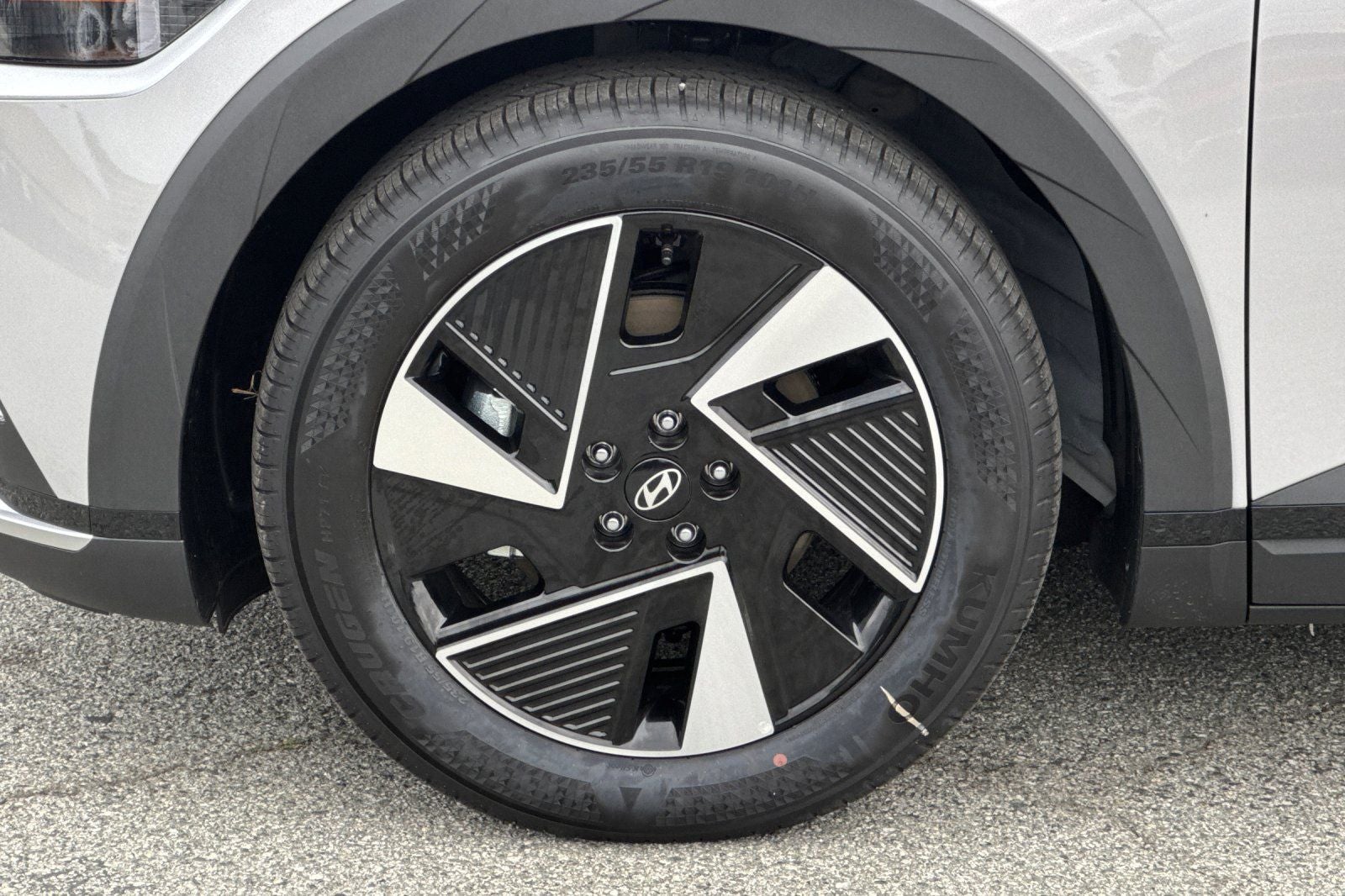 2026 Hyundai IONIQ 5 SE