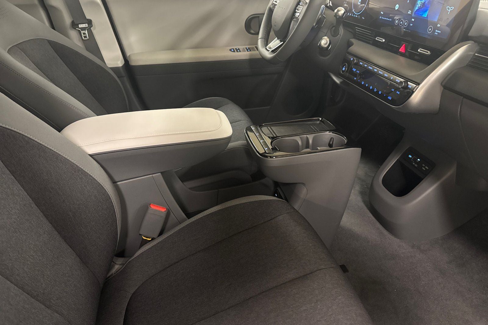 2026 Hyundai IONIQ 5 SE