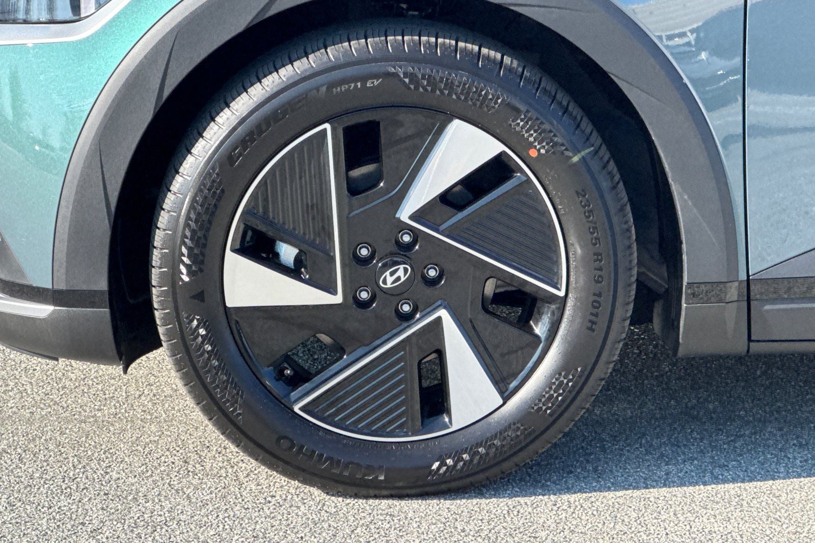 2026 Hyundai IONIQ 5 SE Standard Range