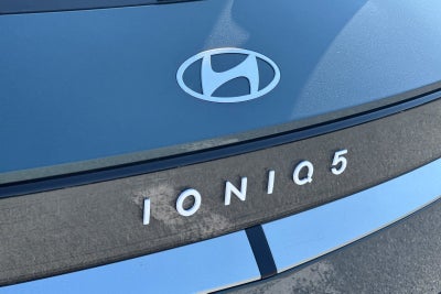 2026 Hyundai IONIQ 5 SE Standard Range