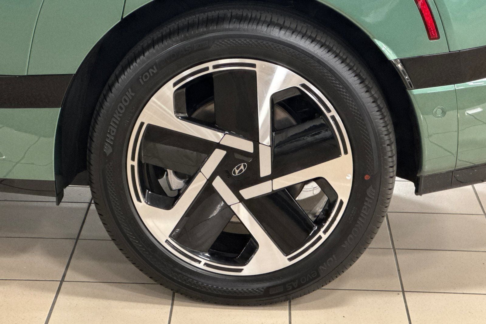 2026 Hyundai IONIQ 9 Performance Calligraphy