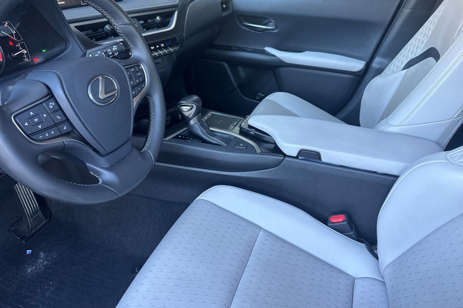 2020 Lexus UX 200 Base