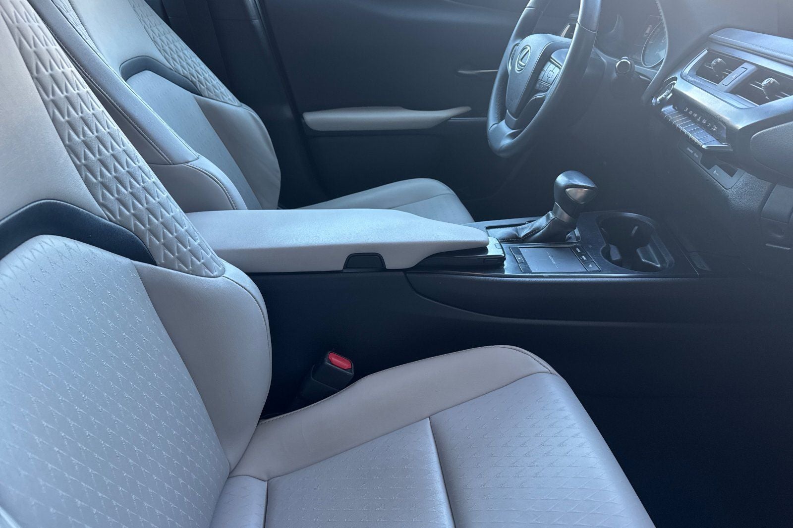 2020 Lexus UX 200 Base