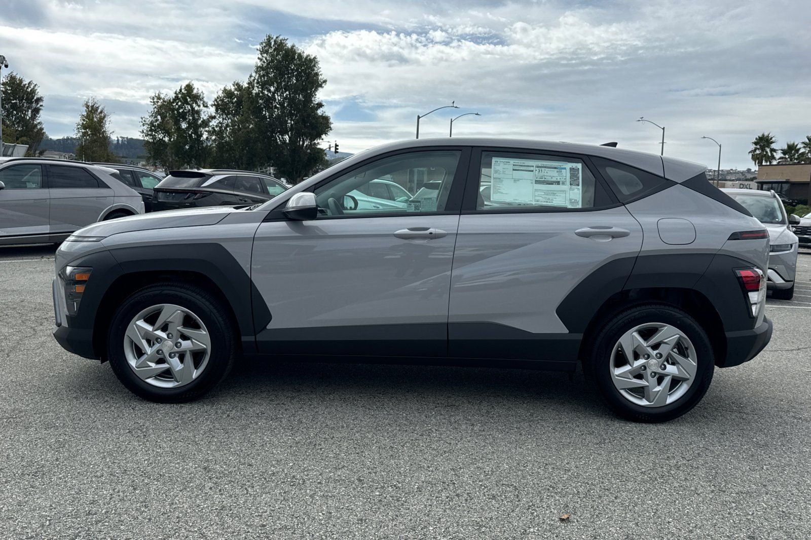 2026 Hyundai KONA SE