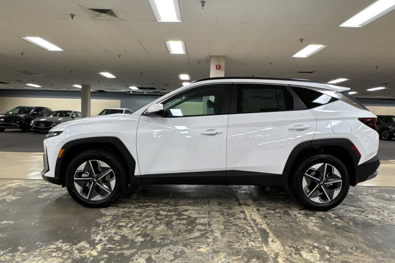 2026 Hyundai TUCSON HYBRID SEL