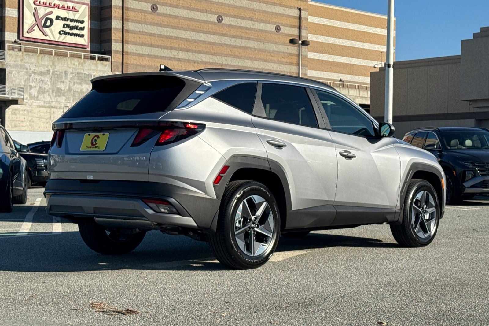 2026 Hyundai TUCSON HYBRID SEL