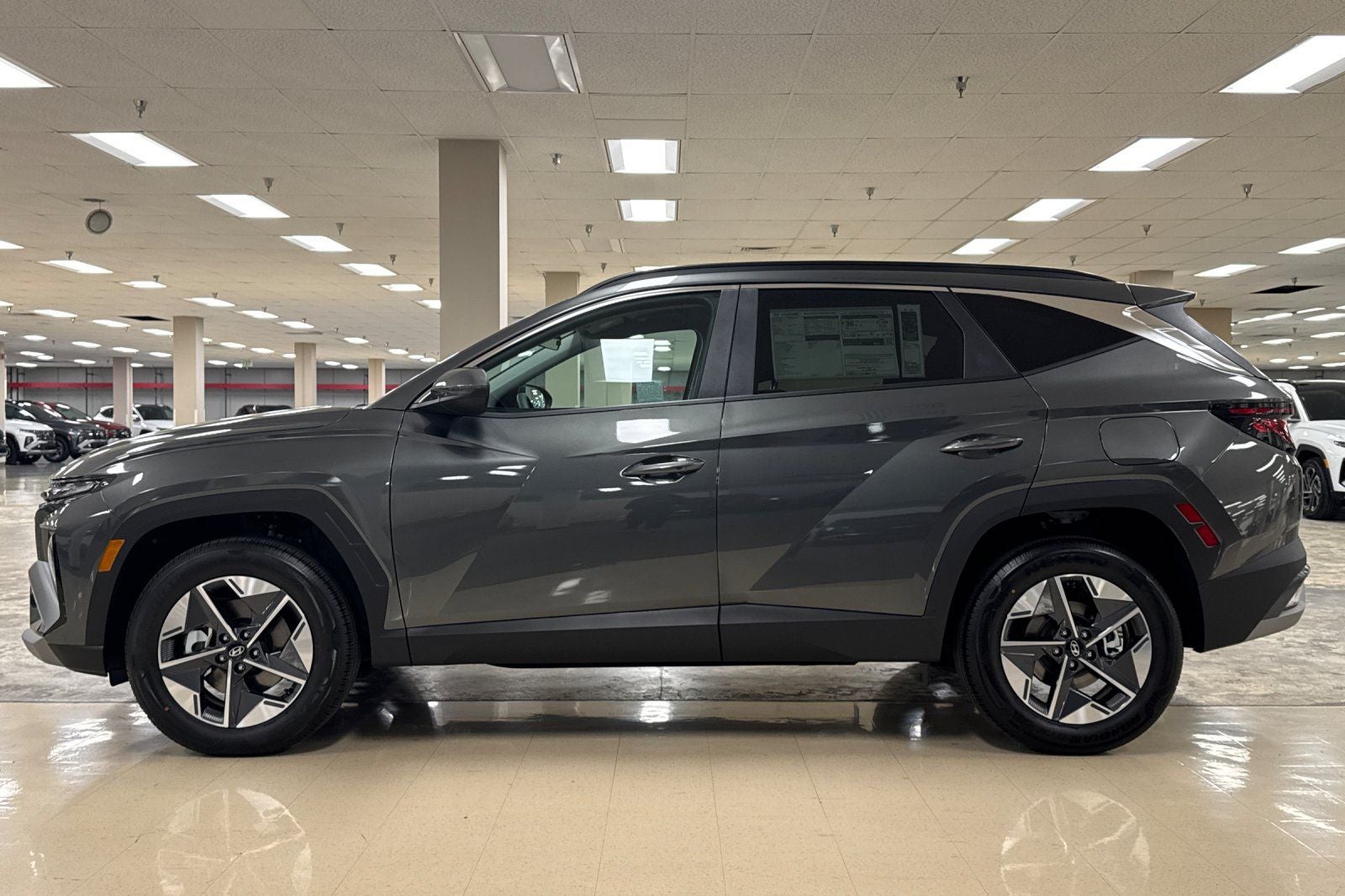 2026 Hyundai TUCSON HYBRID SEL