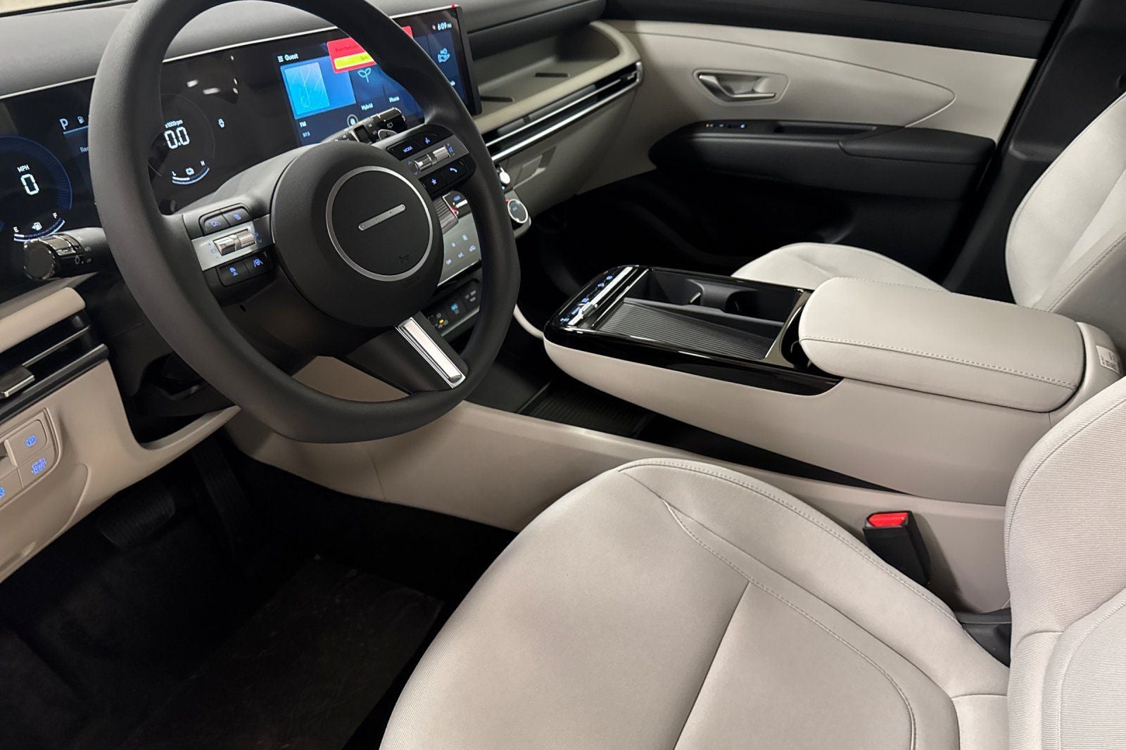 2026 Hyundai TUCSON HYBRID SEL