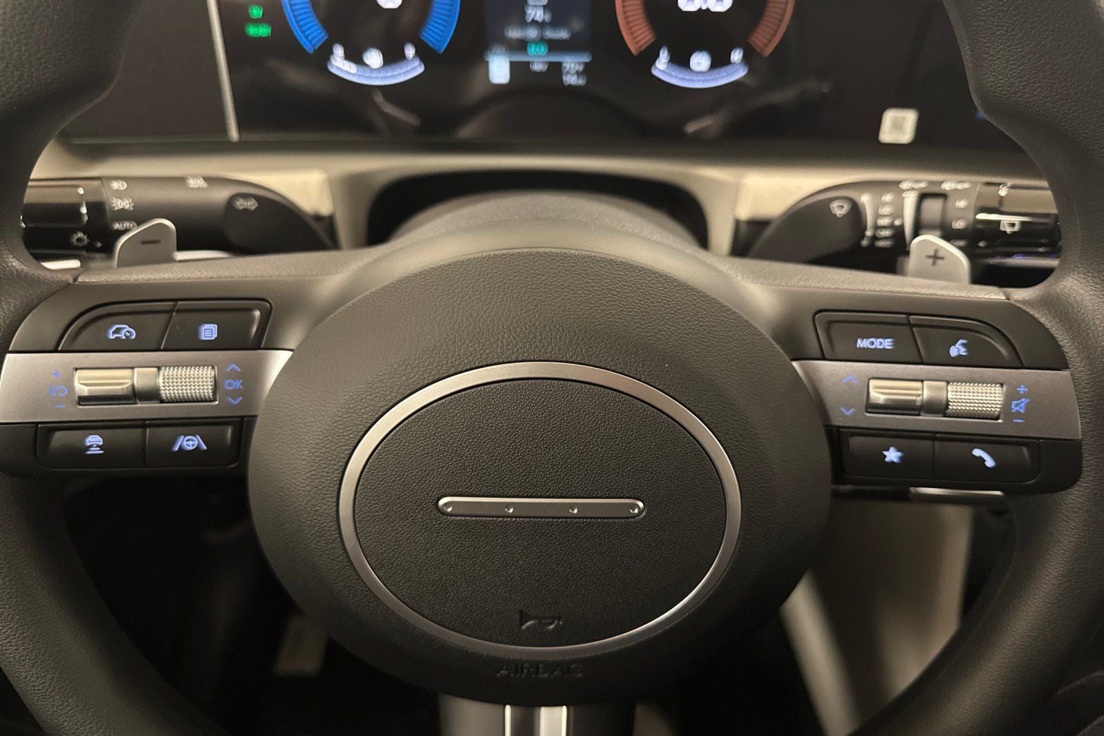 2025 Hyundai TUCSON PLUG-IN HYBRID SEL