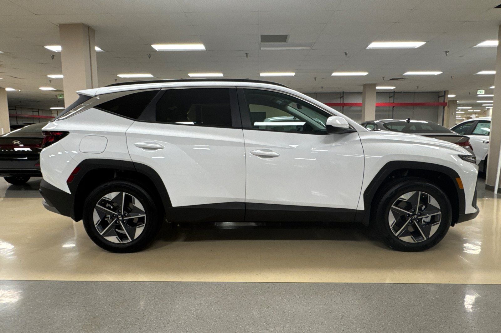 2025 Hyundai TUCSON PLUG-IN HYBRID SEL