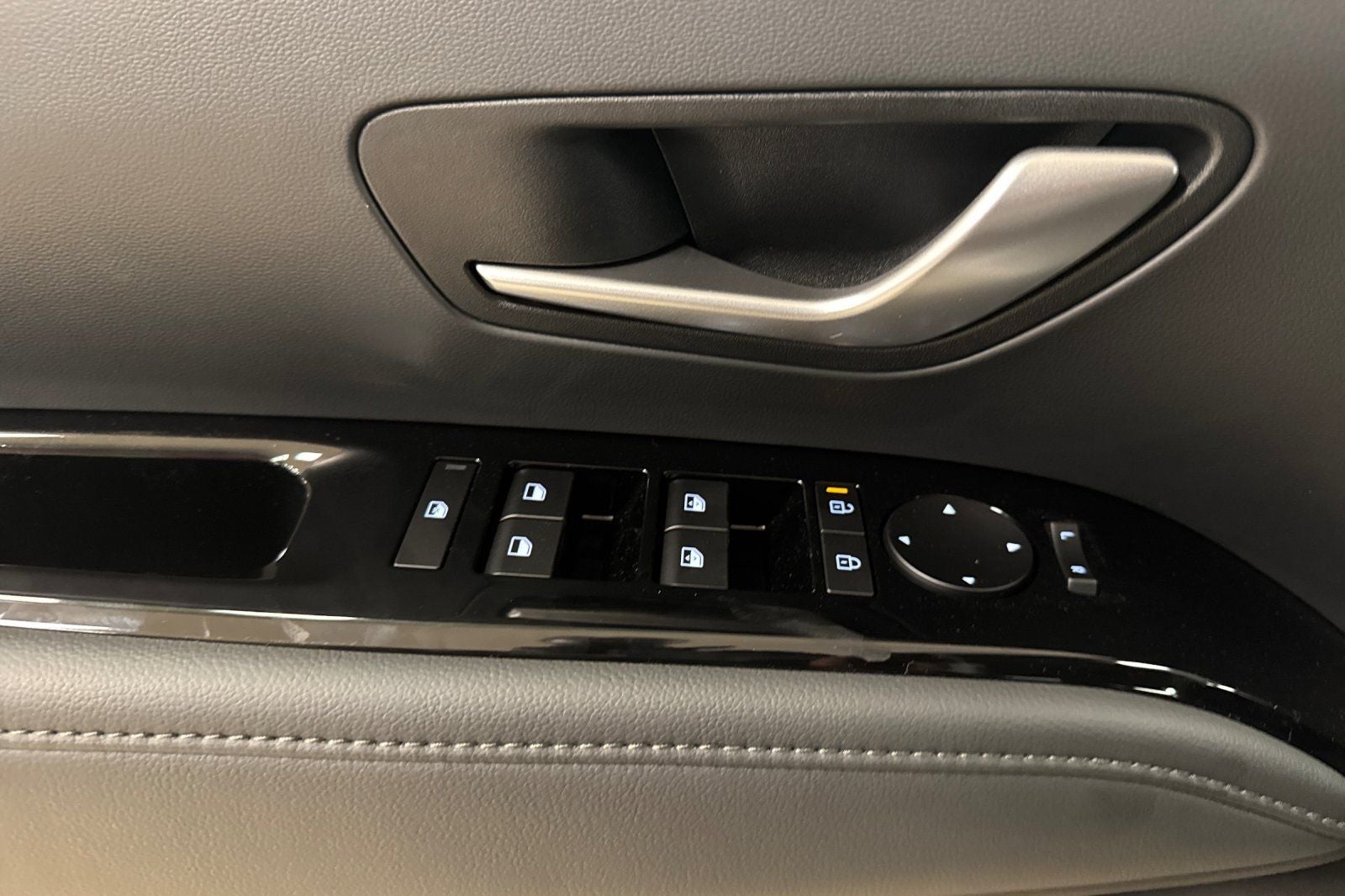 2025 Hyundai TUCSON PLUG-IN HYBRID Limited