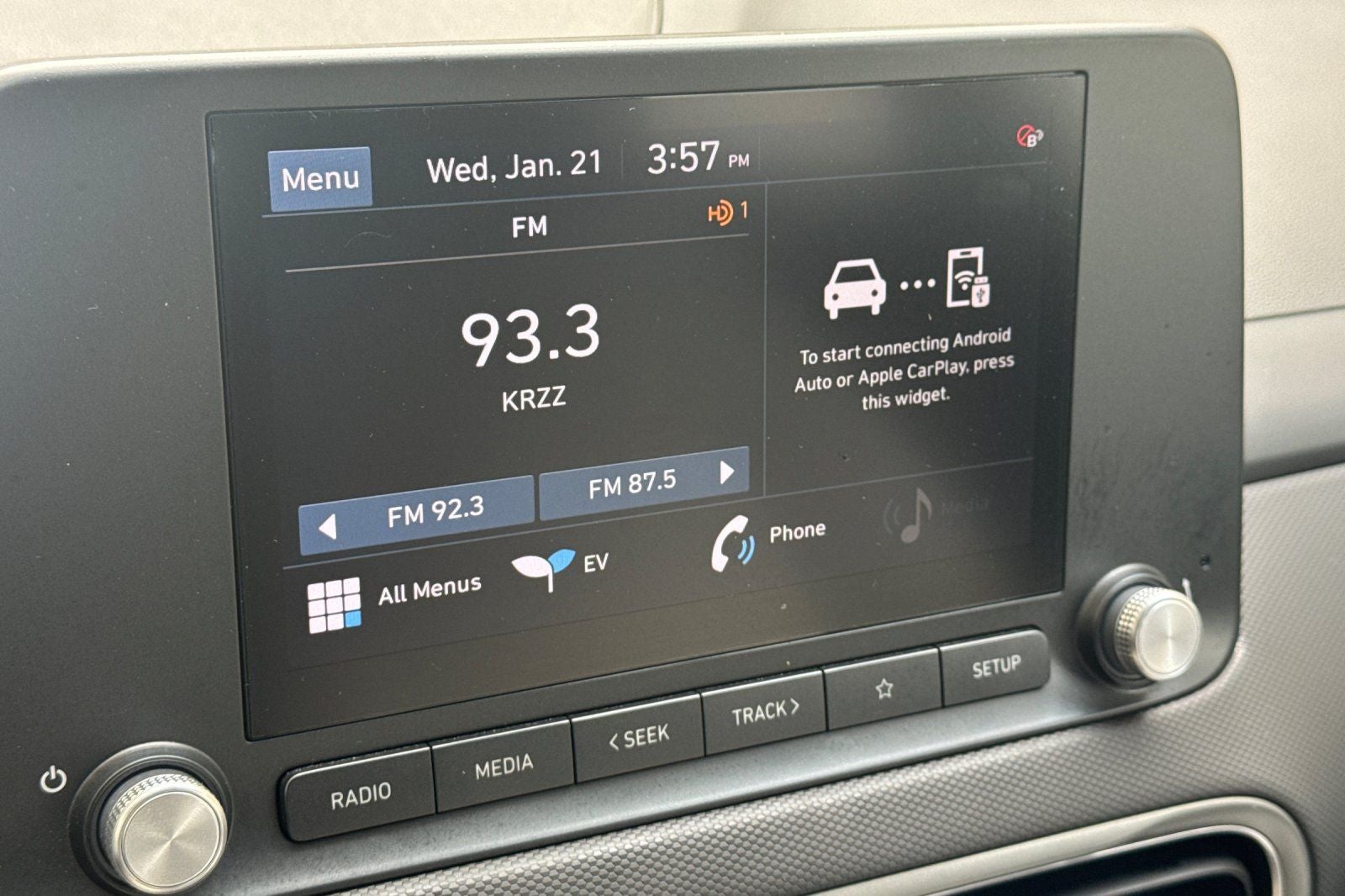 2023 Hyundai KONA ELECTRIC SE