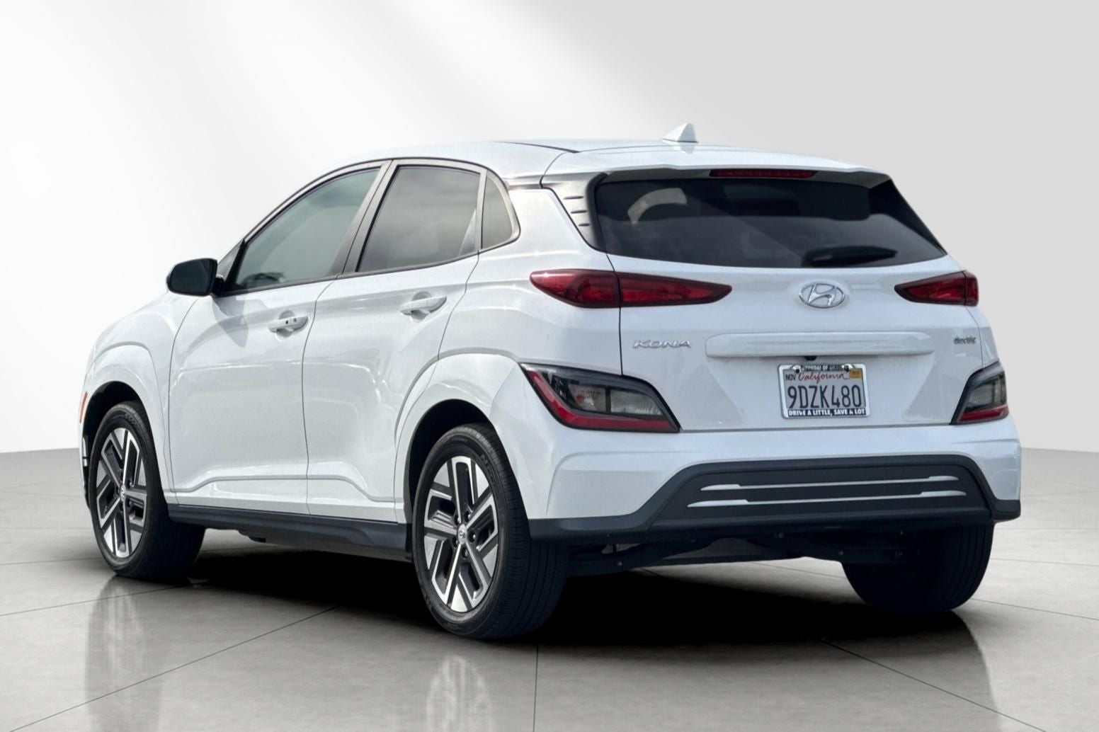 2023 Hyundai KONA ELECTRIC SE