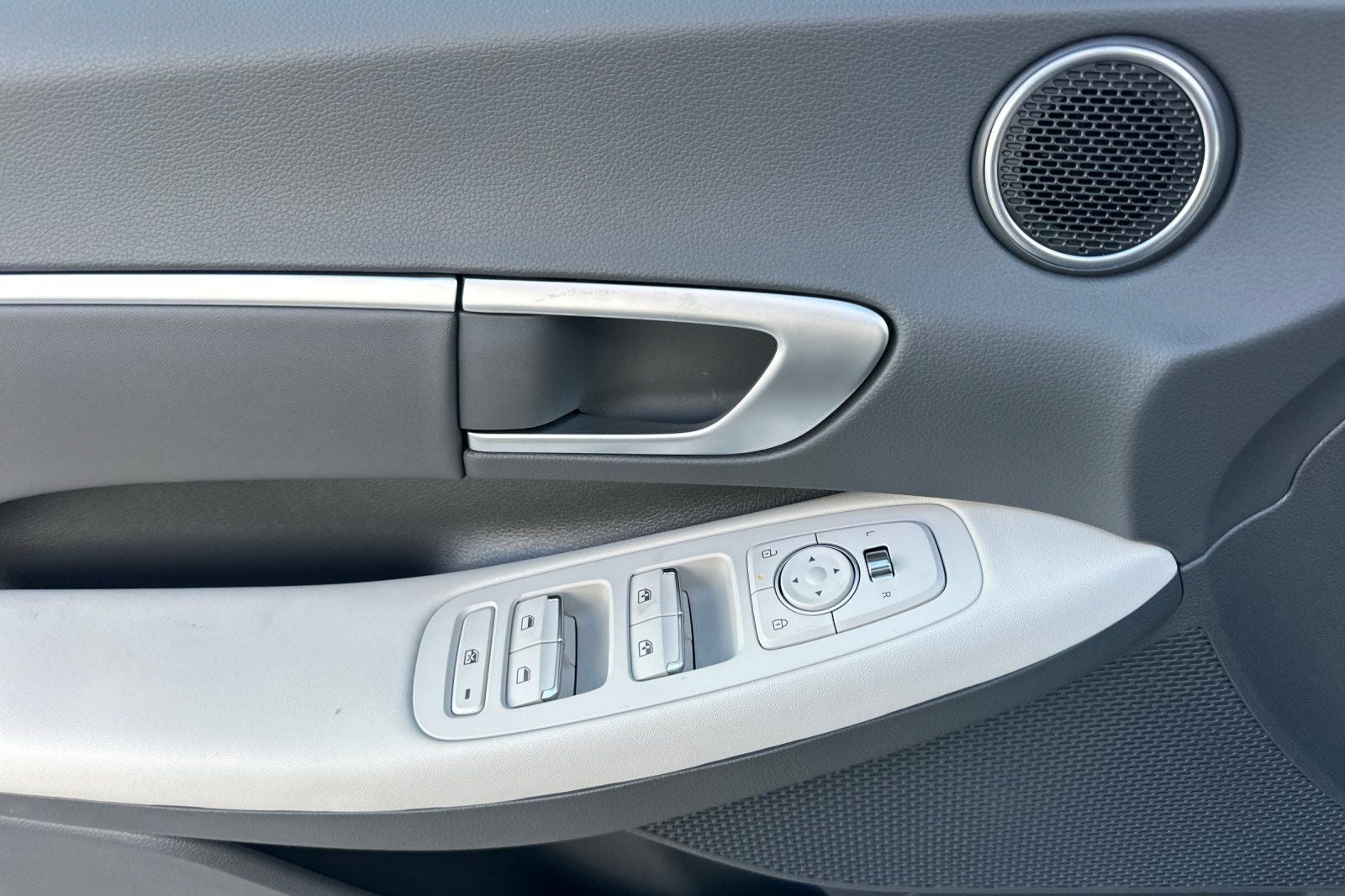 2025 Hyundai SONATA SEL Convenience