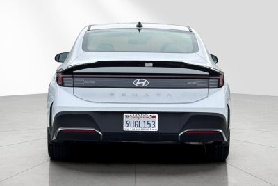 2025 Hyundai SONATA SE