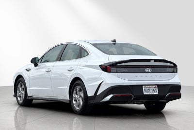 2025 Hyundai SONATA SE