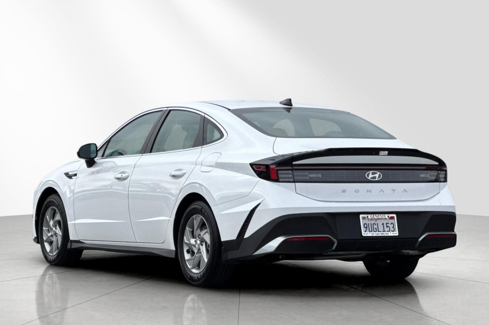 2025 Hyundai SONATA SE