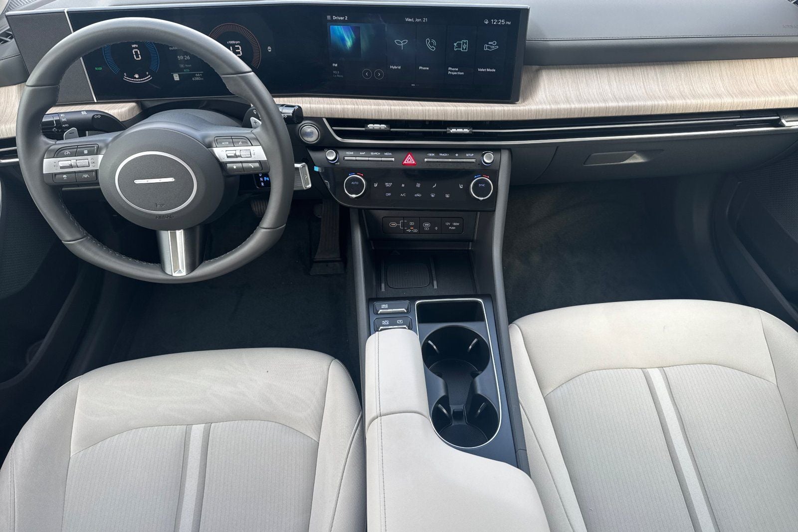 2025 Hyundai SONATA HYBRID SEL