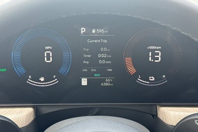 2025 Hyundai SONATA HYBRID SEL