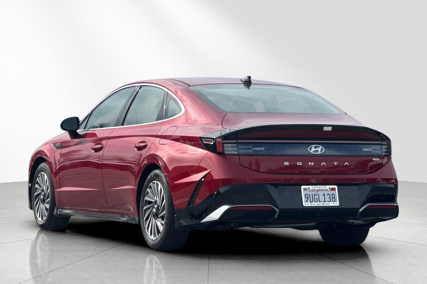 2025 Hyundai SONATA HYBRID SEL