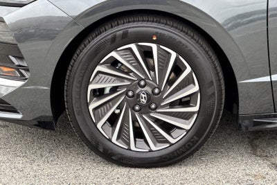 2026 Hyundai SONATA HYBRID SEL