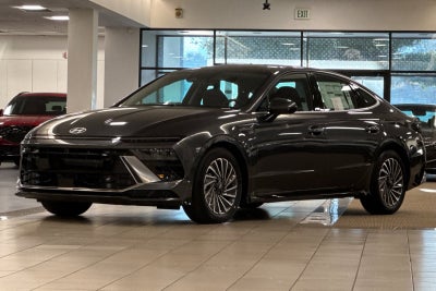 2026 Hyundai SONATA HYBRID Limited