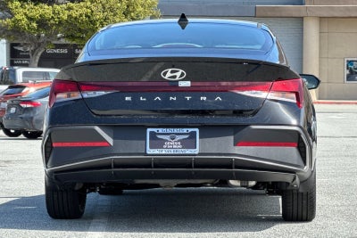 2025 Hyundai ELANTRA SEL Sport