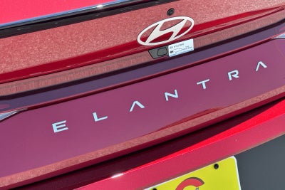 2025 Hyundai ELANTRA SEL Sport