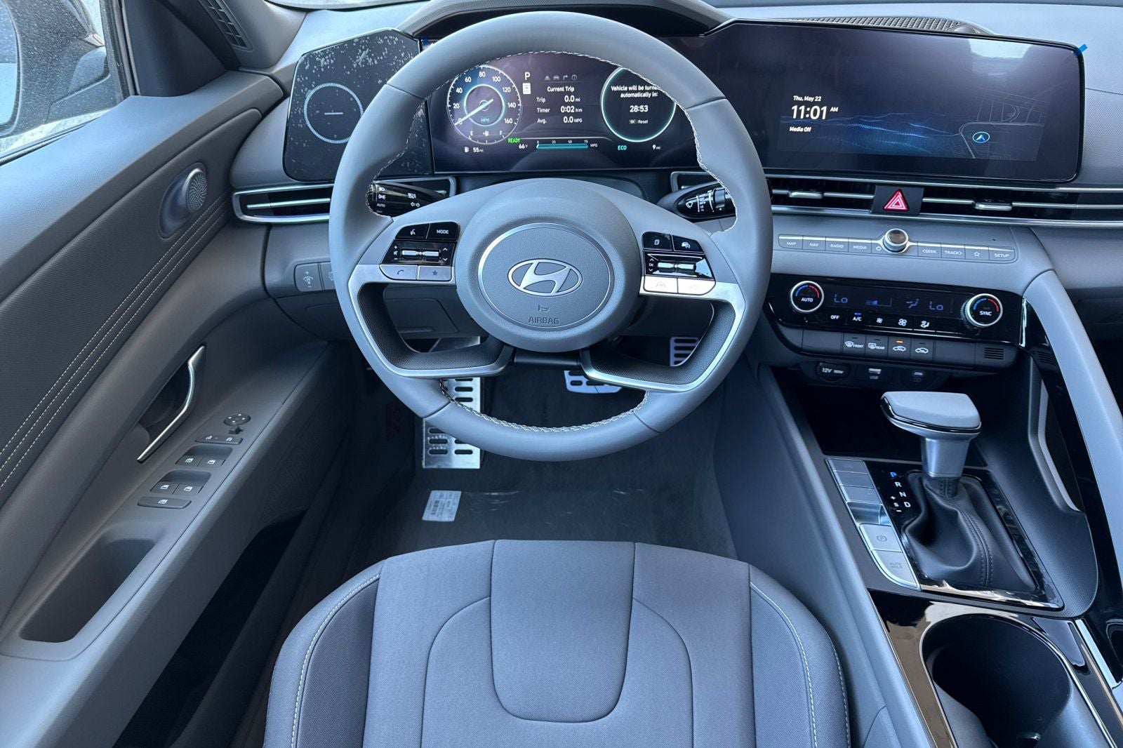 2025 Hyundai ELANTRA HYBRID SEL Sport