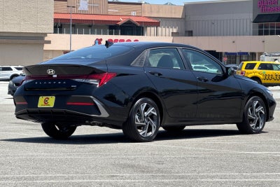 2025 Hyundai ELANTRA HYBRID SEL Sport