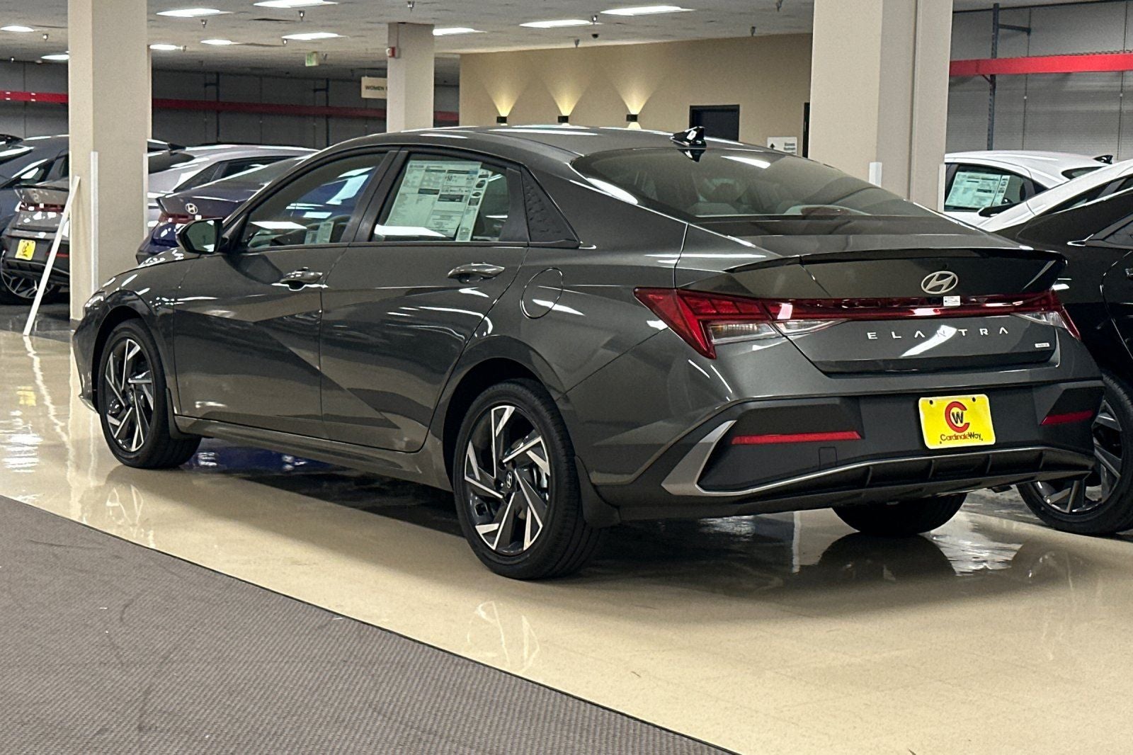 2025 Hyundai ELANTRA HYBRID SEL Sport