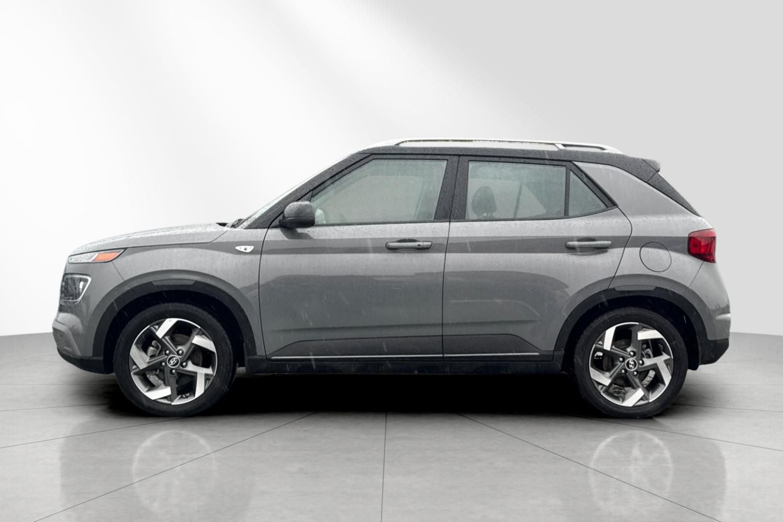 2022 Hyundai VENUE Limited