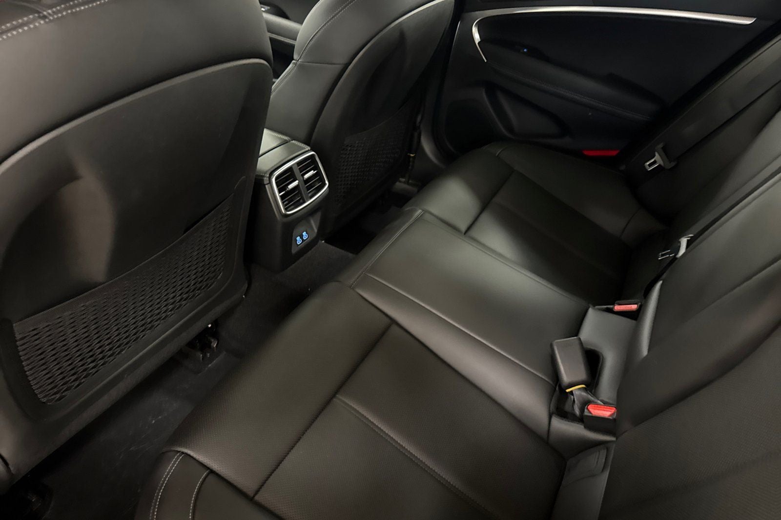 2026 Genesis G70 2.5T