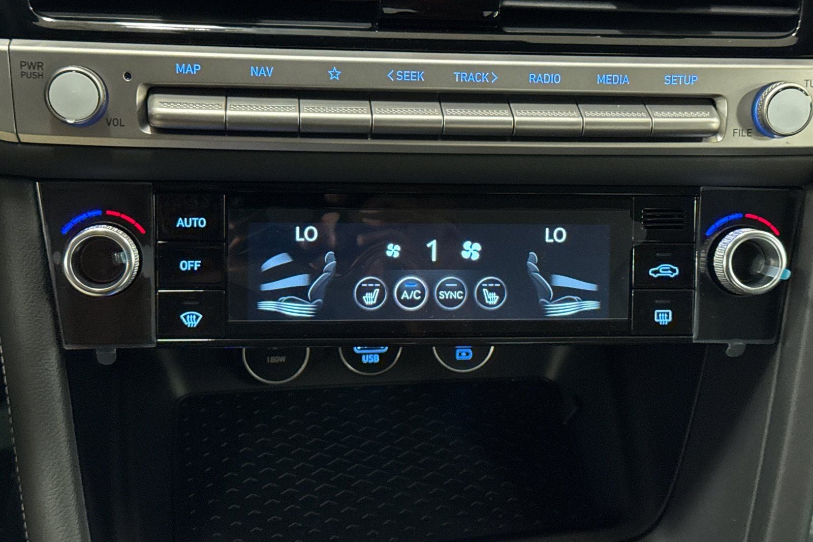 2026 Genesis G70 2.5T