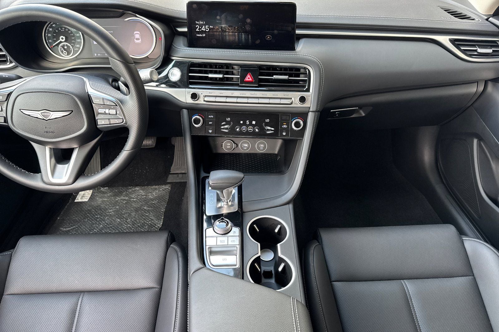 2025 Genesis G70 2.5T