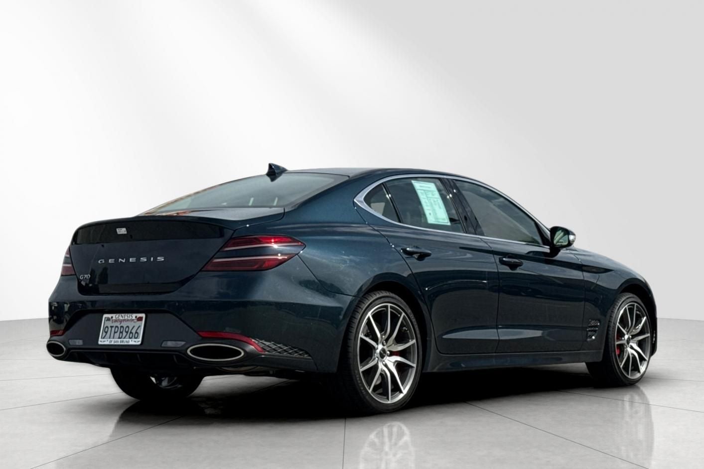 2025 Genesis G70 2.5T