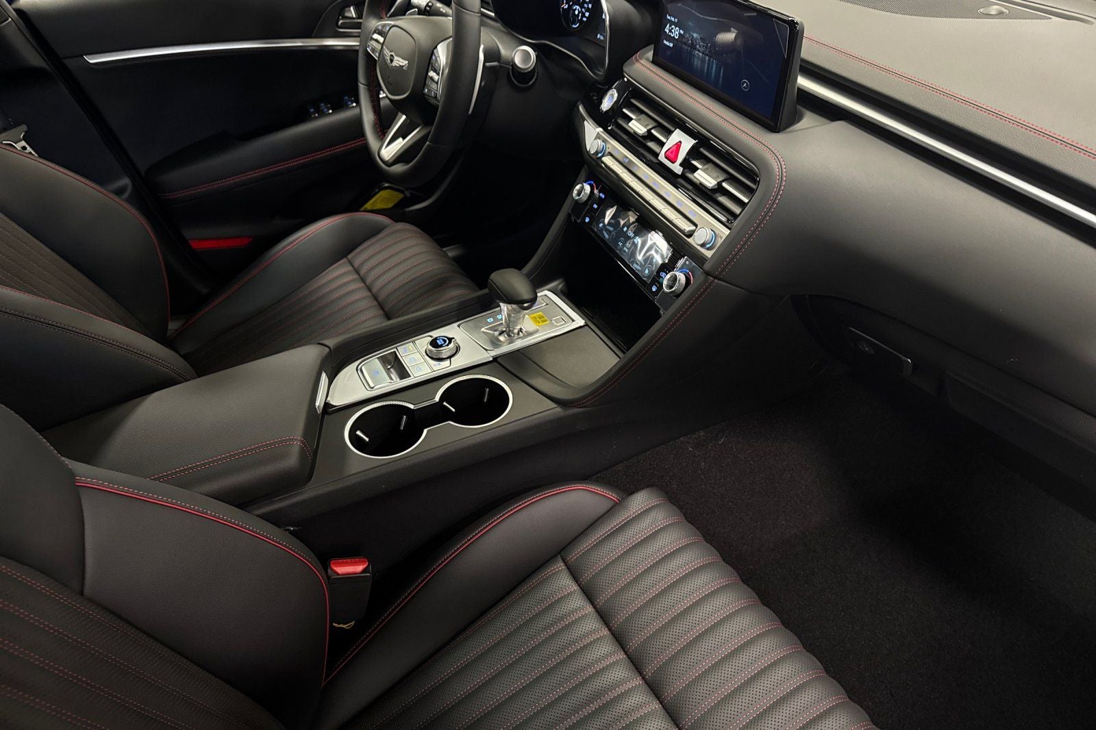 2025 Genesis G70 3.3T Sport Prestige