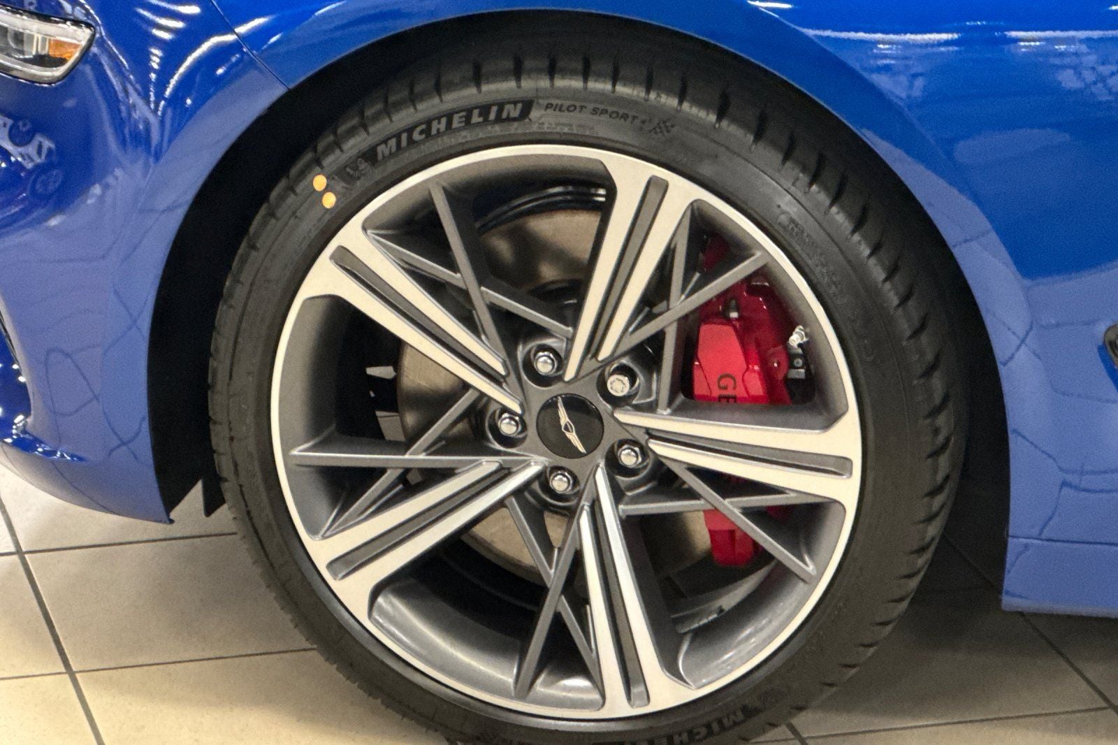 2025 Genesis G70 3.3T Sport Prestige